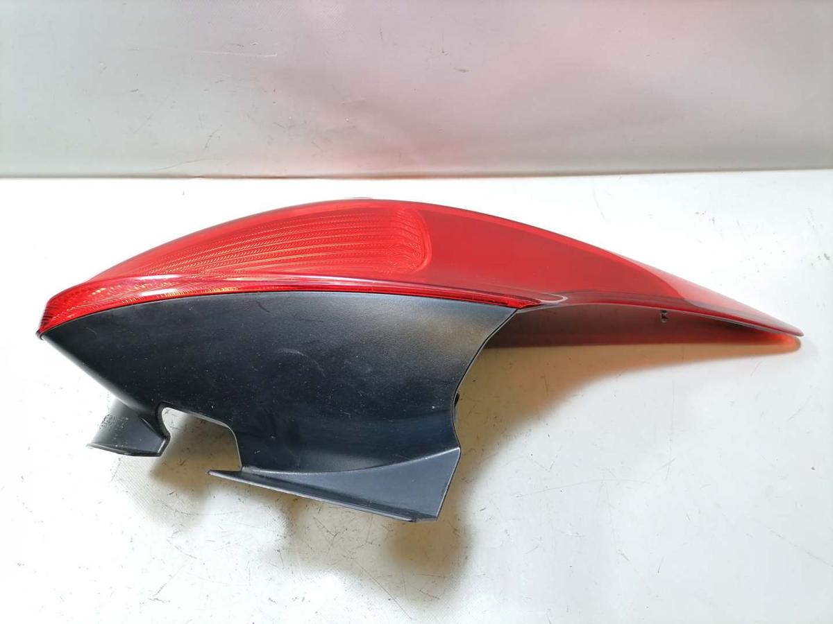 Ford Focus 3 original R&uuml;cklicht R&uuml;ckleuchte Schlussleuchte links Flie&szlig;heck Facelift Bj.2018